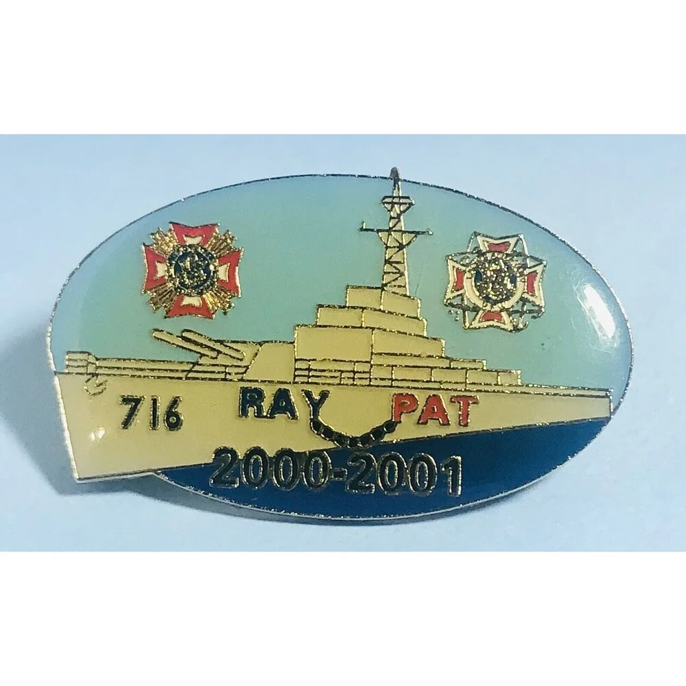 2000-2001 South Dakota Ray & Pat USN CMDR Veterans VFW 716 Destroyer Pin